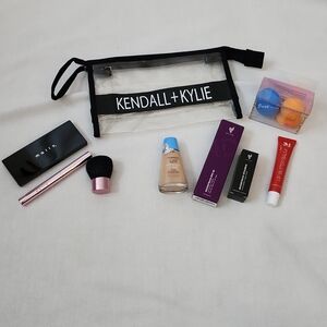 9pc Custom Makeup Bundle with Kendall+Kylie Bag